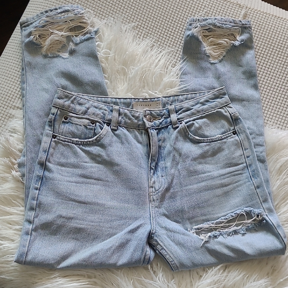 Top Shoop Blue Mom Jeans Distressed Casual